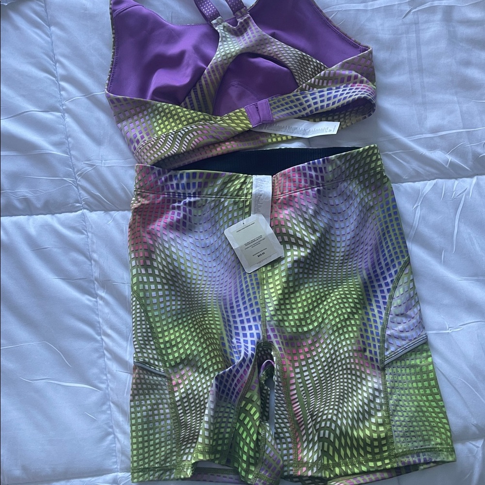 Fabletics Multicolor Set - Picture 2 of 6
